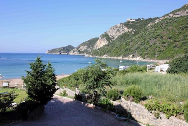 Aparthotel San George Cove à Afión Extérieur photo