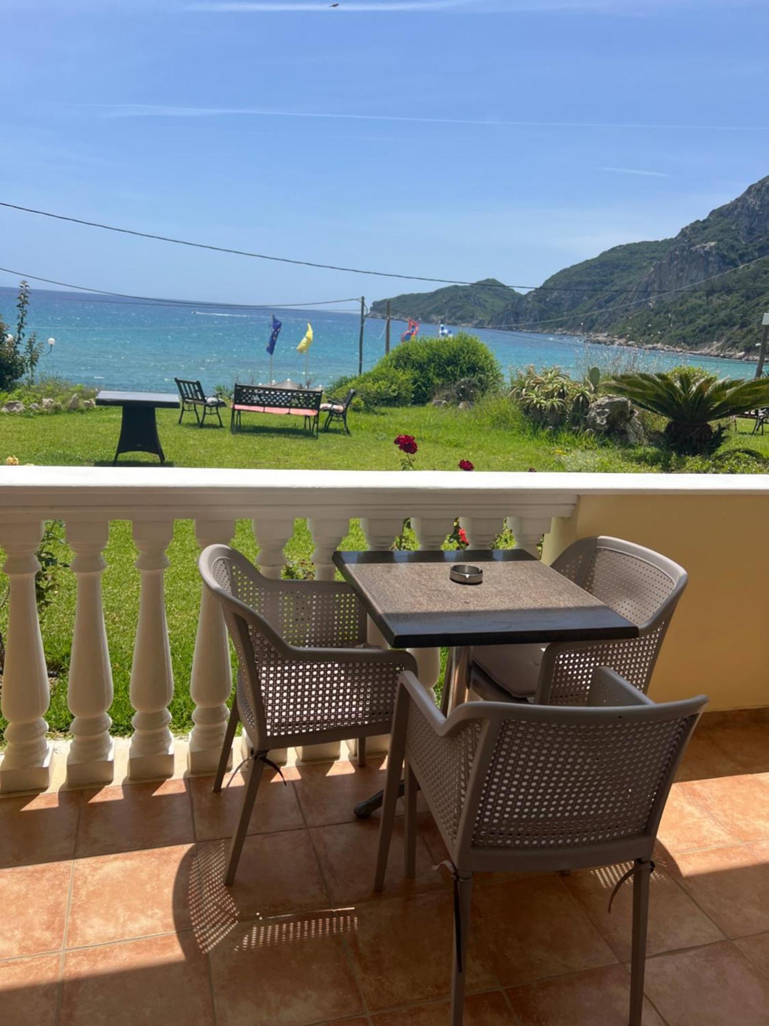 Aparthotel San George Cove à Afión Extérieur photo